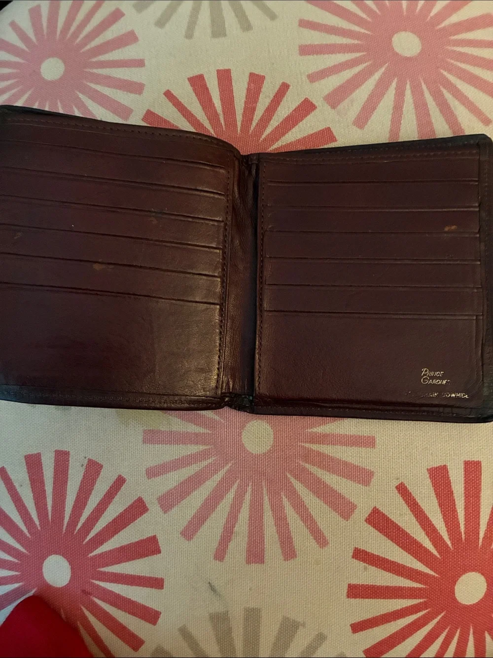 Vintage Prince Gardner Bifold Leather Wallet in Dark Brown. Minimum fading, Firm